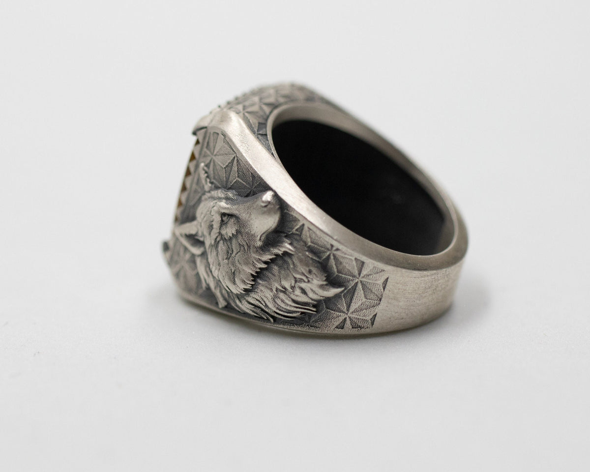 Oxidized Sterling Silver Wolf Ring, Gothic Onyx Gemstone