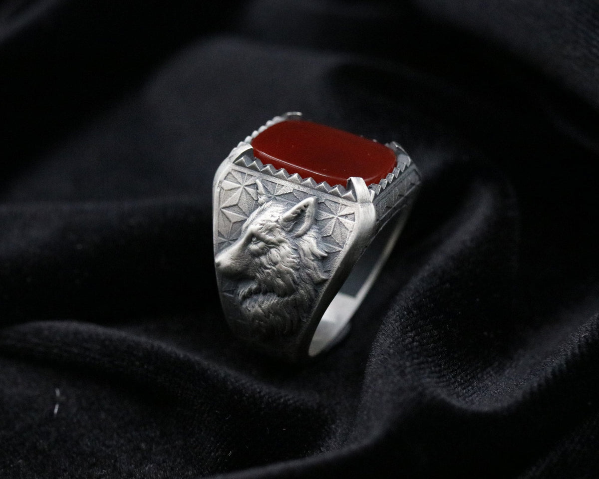 Oxidized Sterling Silver Wolf Ring, Gothic Onyx Gemstone